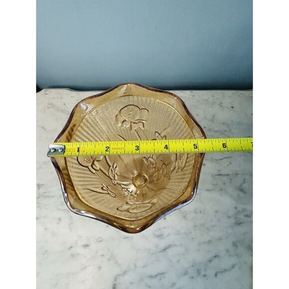 Vintage Jeanette Marigold Carnival Iridescent Glass Vase Iris Herringbone Peach - Picture 4 of 13